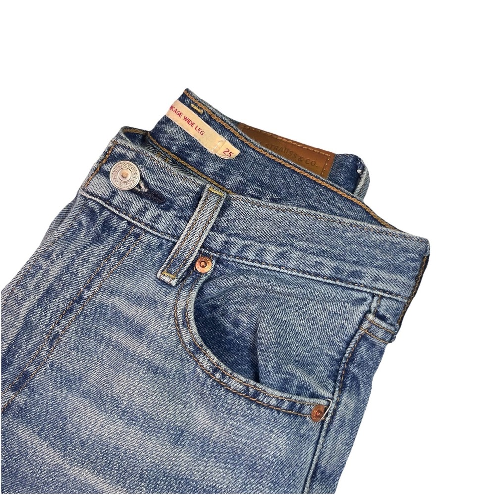 Levi's Women's Blue Denim Premium Ribcage Wide Leg Jeans 25 X 32 High Rise